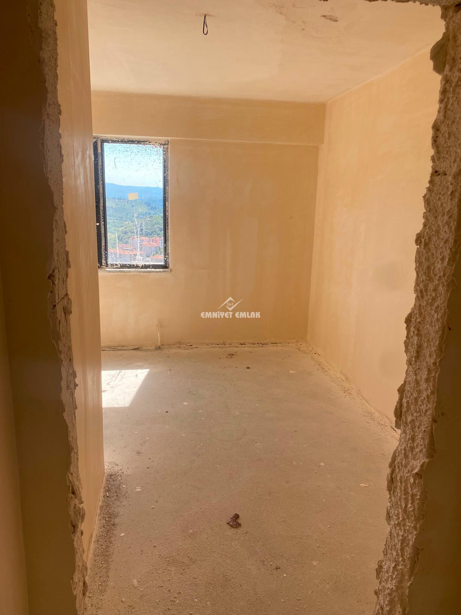 KEPEZ MAHALLESİ ANAYOLA YAKIN 3+1 SATILIK SIFIR DAİRE