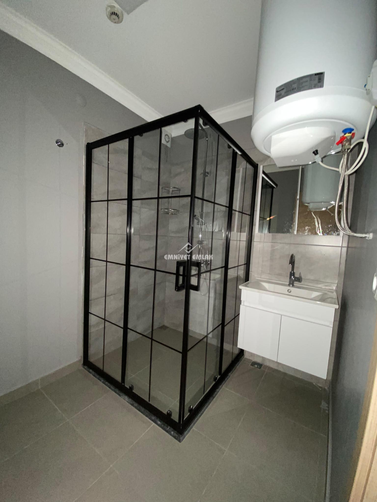 KDZ EREĞLİ AYCİTY AVM ‘DE (DAİRE OLARAKTA KULLANIMA UYGUN) KİRALIK OFİS