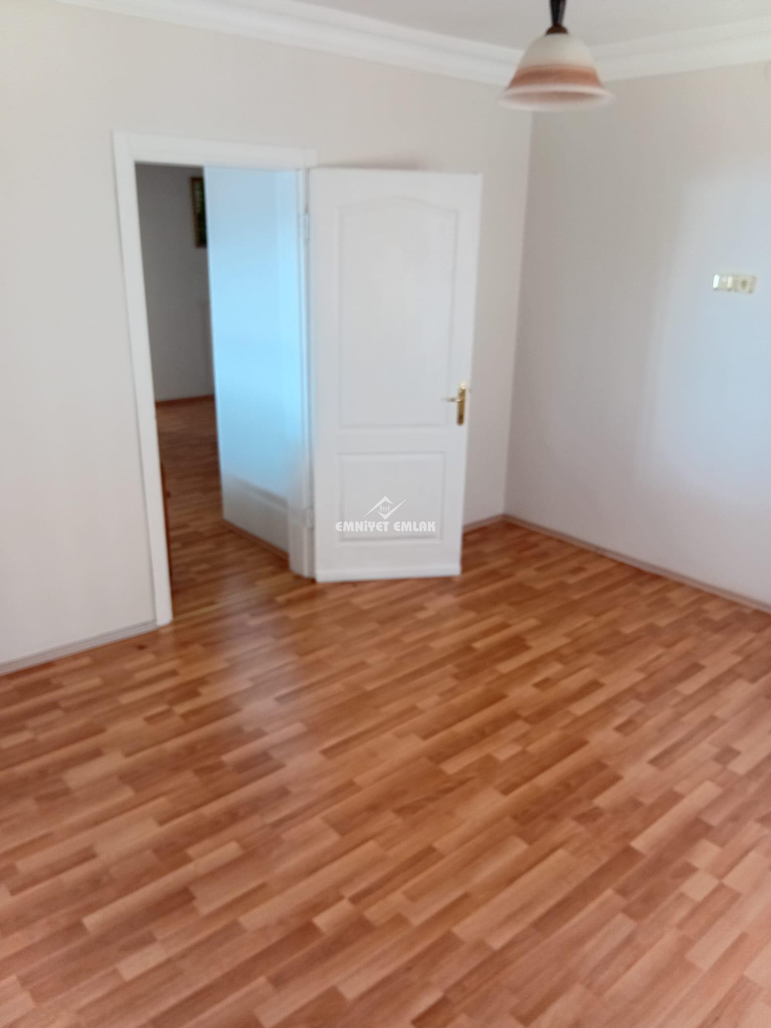 KDZ EREĞLİ BAĞLIK MAHALLESİ ÇARŞIYA 5 DK MESAFEDE 3+1 DENİZ MANZARALI KİRALIK DAİRE