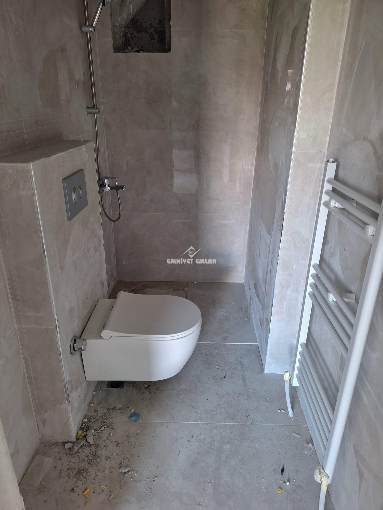 KEPEZ MAHALLESİ ANAYOLA YAKIN 3+1 SATILIK SIFIR DAİRE