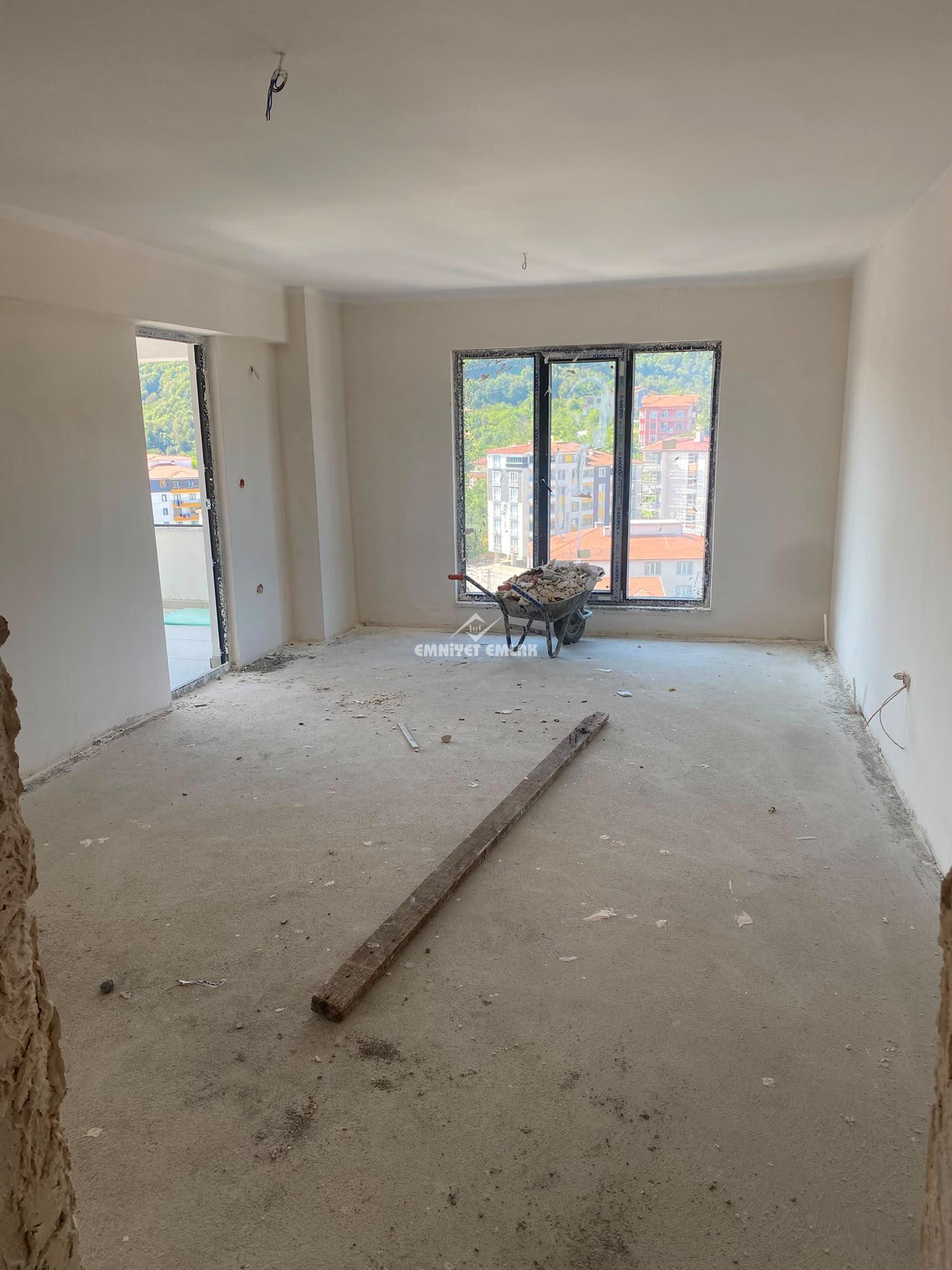 KEPEZ MAHALLESİ ANAYOLA YAKIN 3+1 SATILIK SIFIR DAİRE