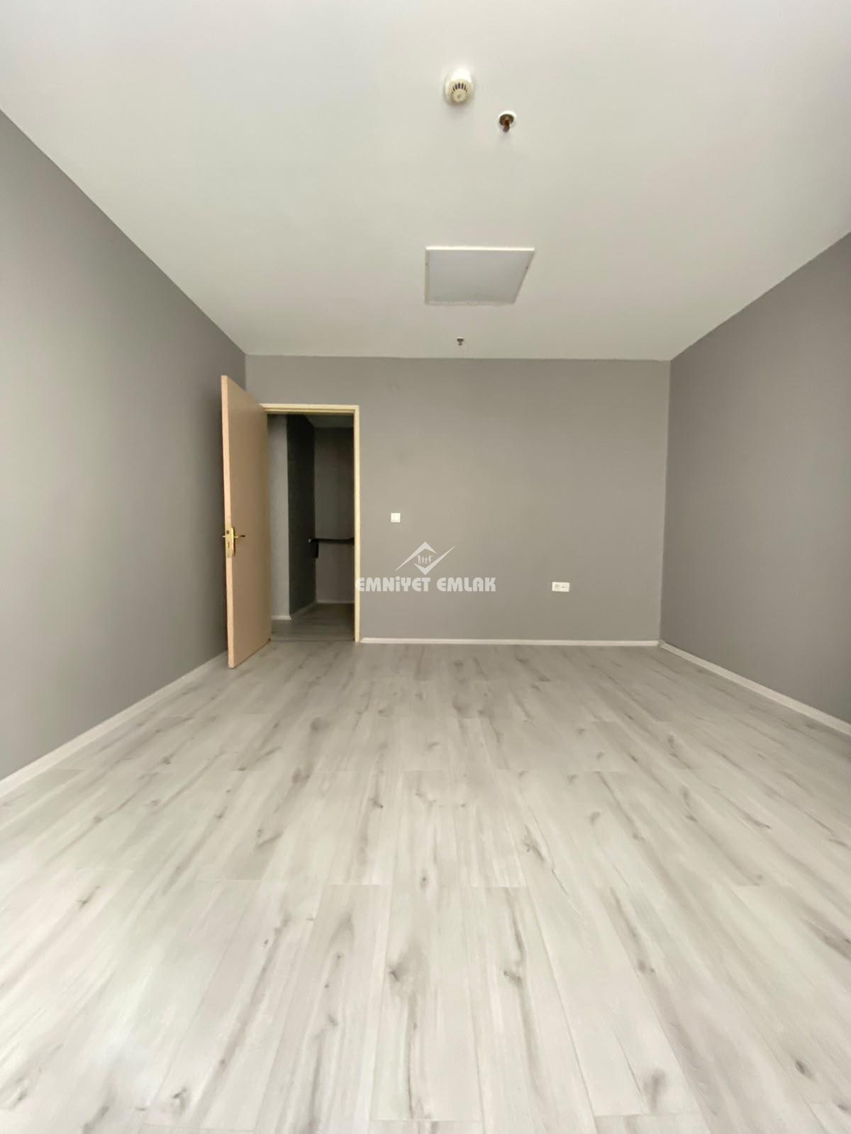 KDZ EREĞLİ AYCİTY AVM ‘DE (DAİRE OLARAKTA KULLANIMA UYGUN) KİRALIK OFİS