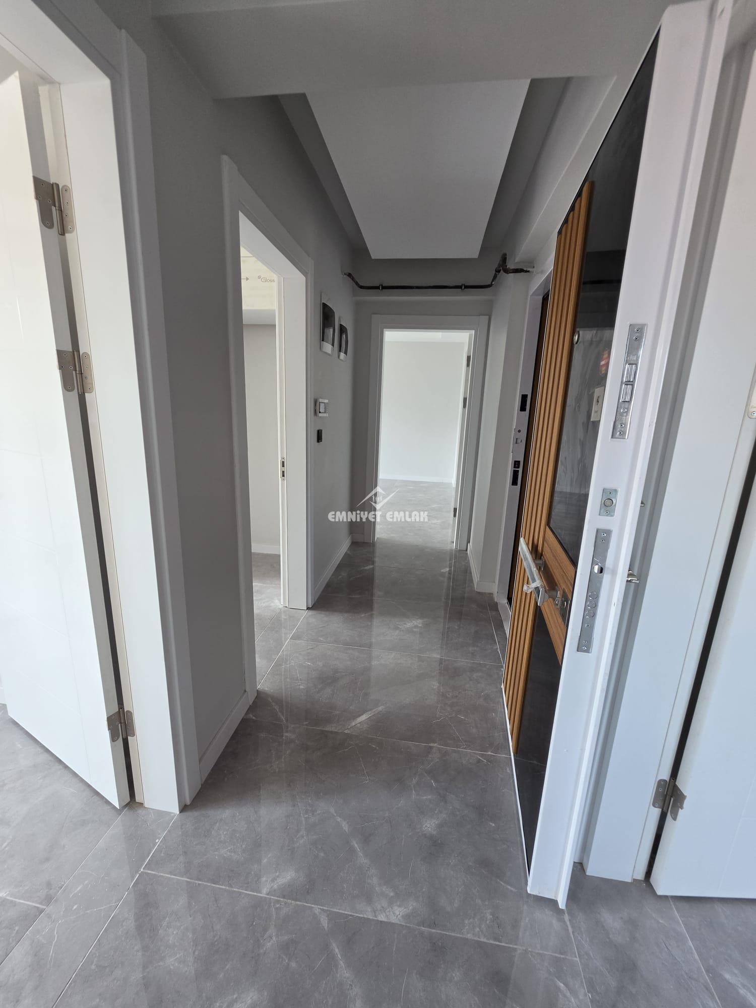 KDZ EREĞLİ SOLAK YOL AYRIMI ANAYOLA YAKIN 2+1 SIFIR KİRALIK DAİRE