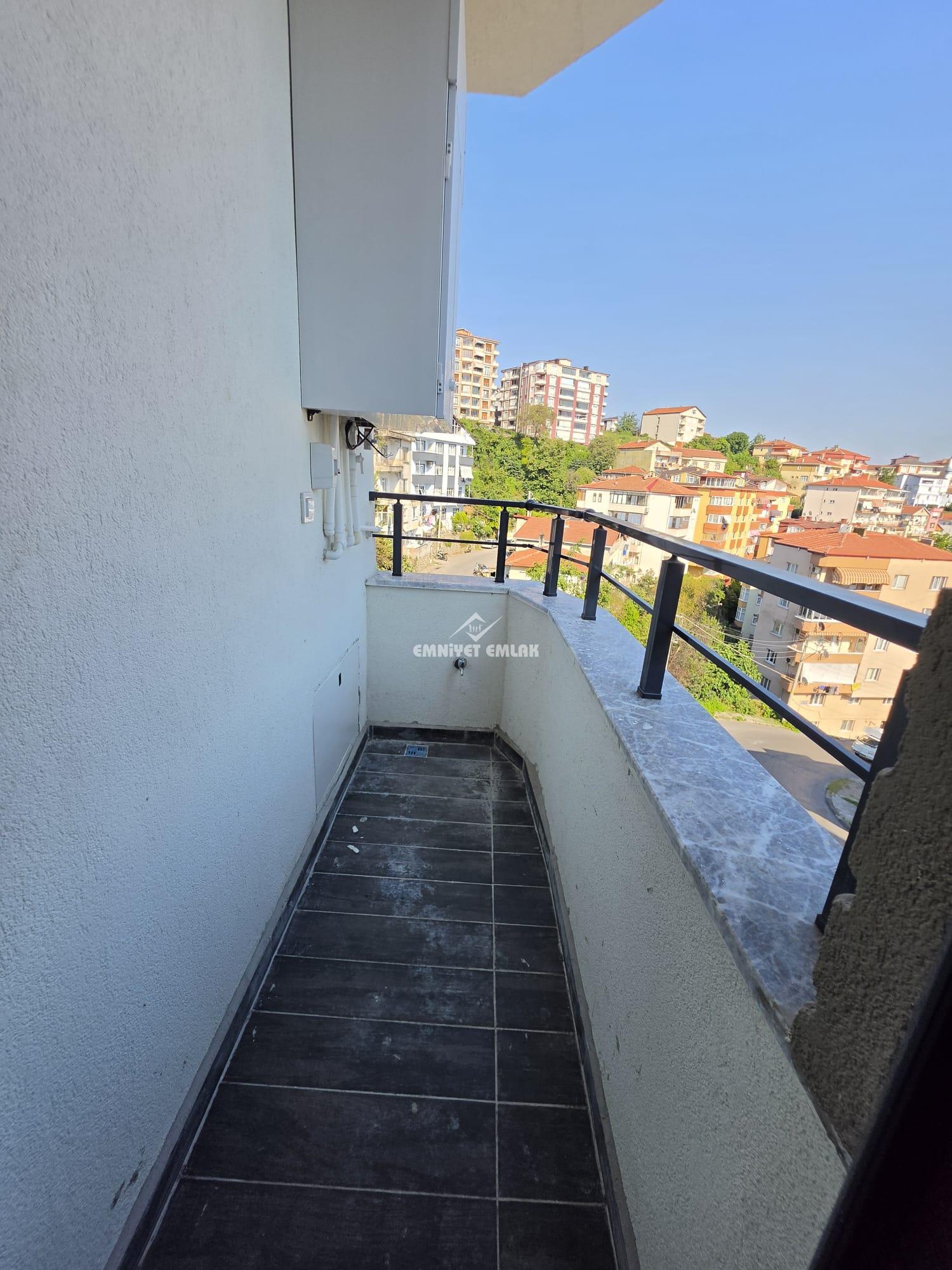 EREĞLİ KİRMANLI MAH.KISMİ DENİZ MANZARALI SIFIR KİRALIK 2+1 DAİRE