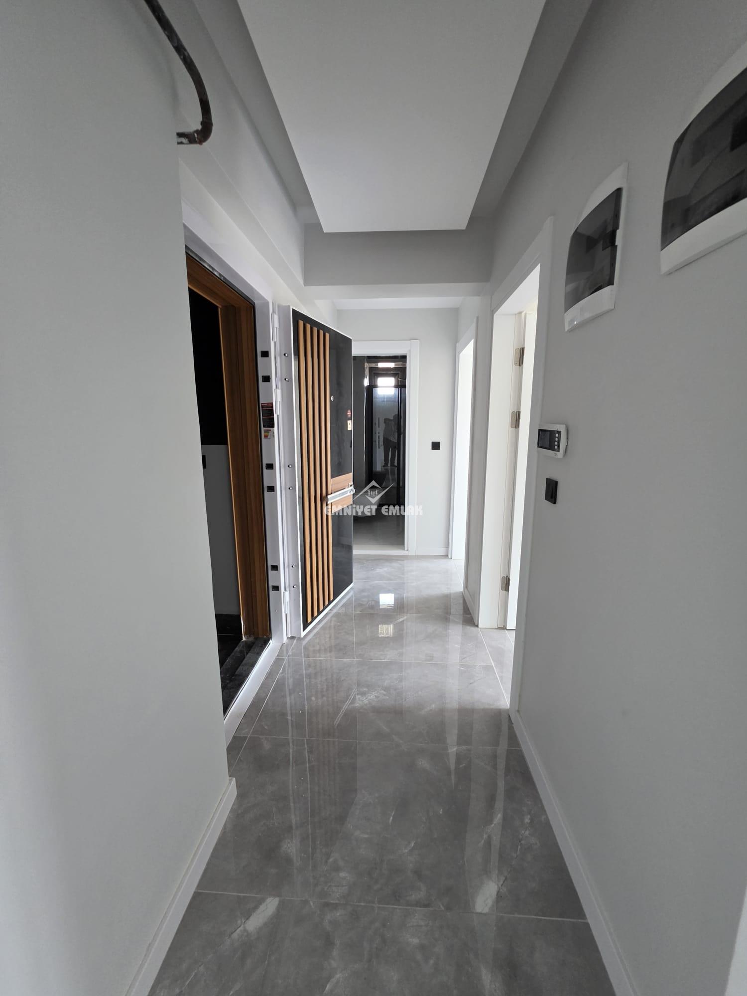 KDZ EREĞLİ SOLAK YOL AYRIMI ANAYOLA YAKIN 2+1 SIFIR KİRALIK DAİRE