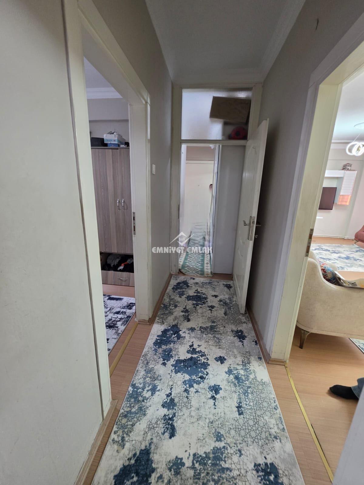 KDZ EREĞLİ KIŞLA MH. GÜZELYUVA LOJMANLARINDA 3+1 SATILIK DAİRE