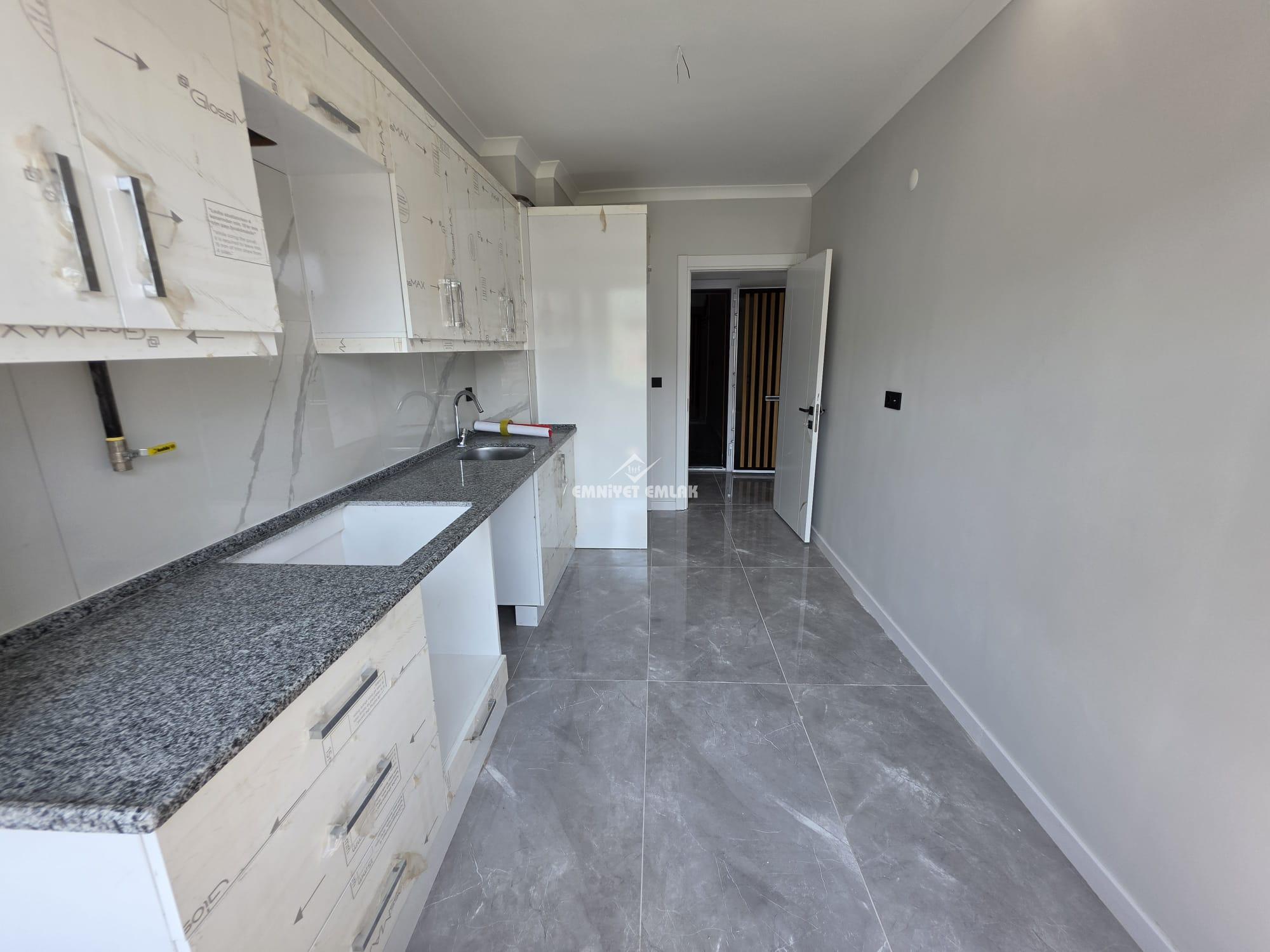 KDZ EREĞLİ SOLAK YOL AYRIMI ANAYOLA YAKIN 2+1 SIFIR KİRALIK DAİRE