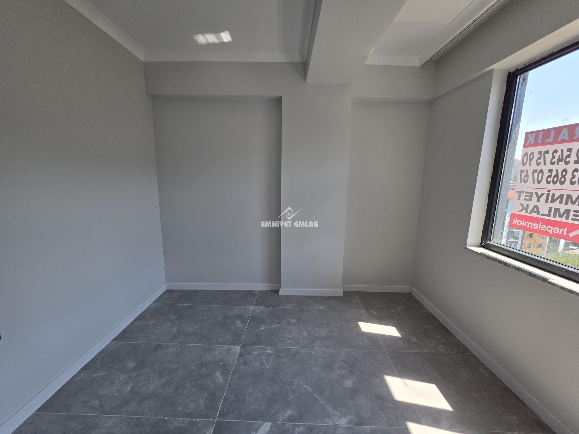 KDZ EREĞLİ SOLAK YOL AYRIMI ANAYOLA YAKIN 2+1 SIFIR KİRALIK DAİRE