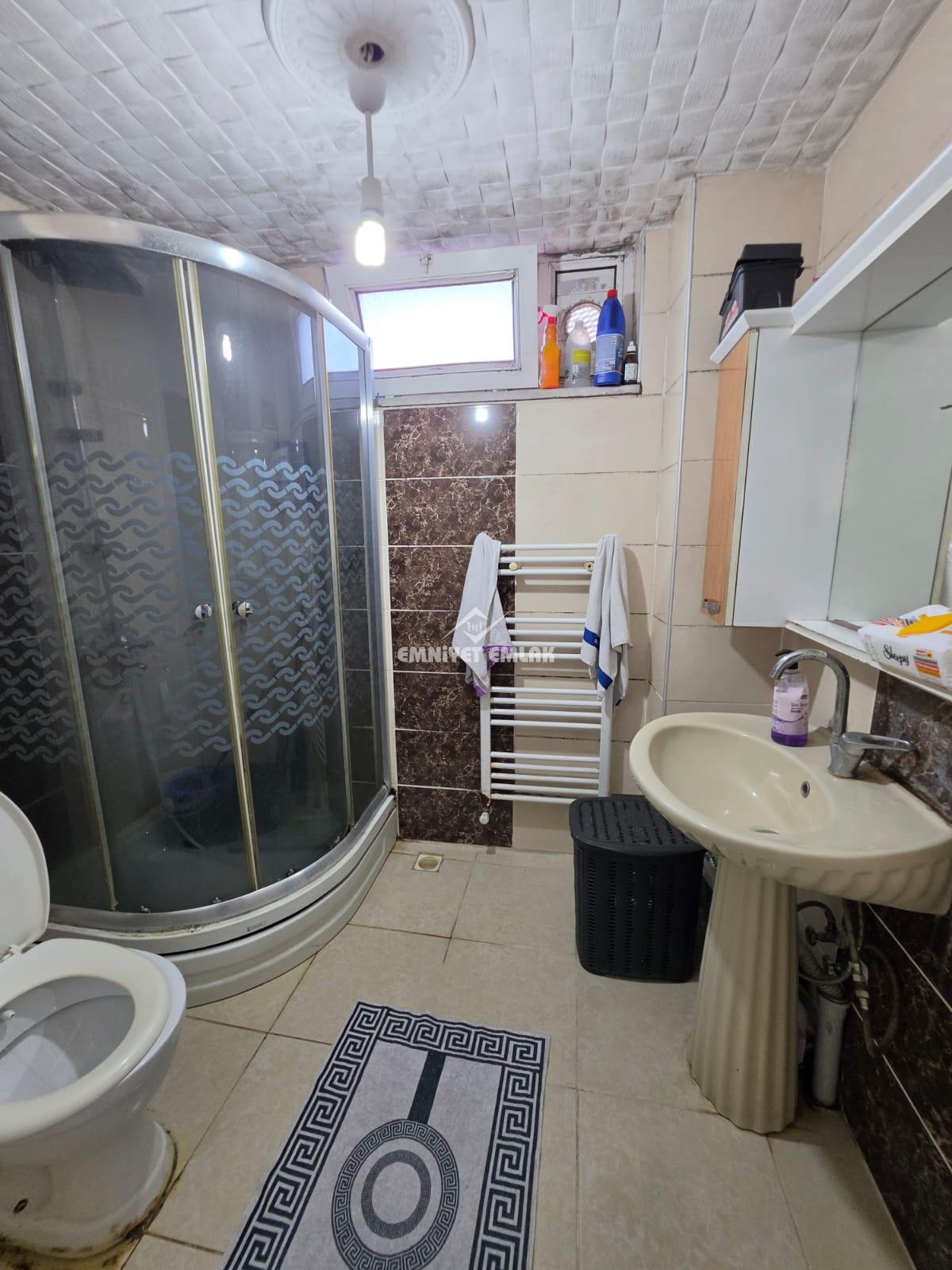KDZ EREĞLİ KIŞLA MH. GÜZELYUVA LOJMANLARINDA 3+1 SATILIK DAİRE