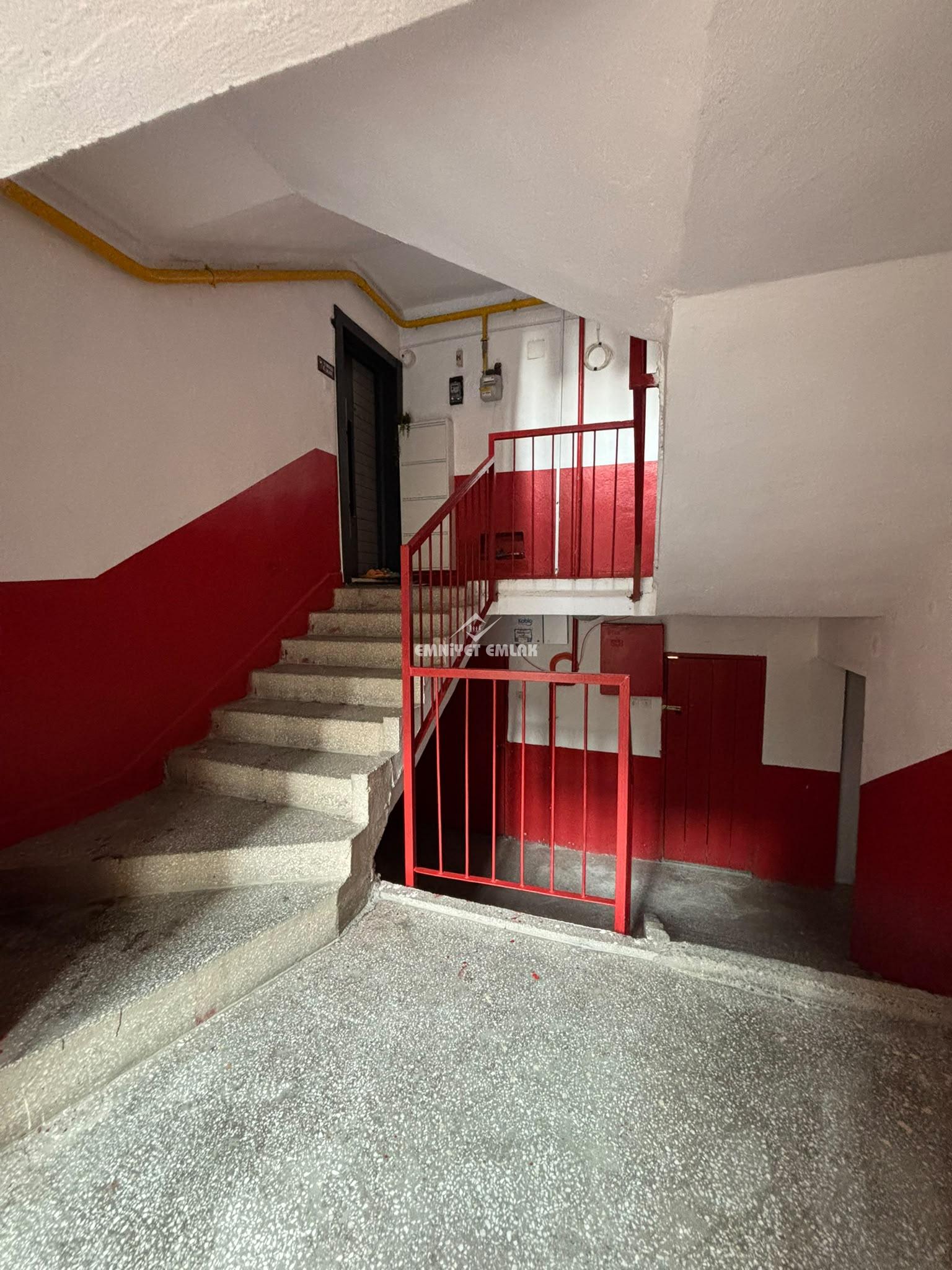 ZONGULDAK ALAPLI 690 EVLERDE 3+1 SATILIK FIRSAT DAİRE
