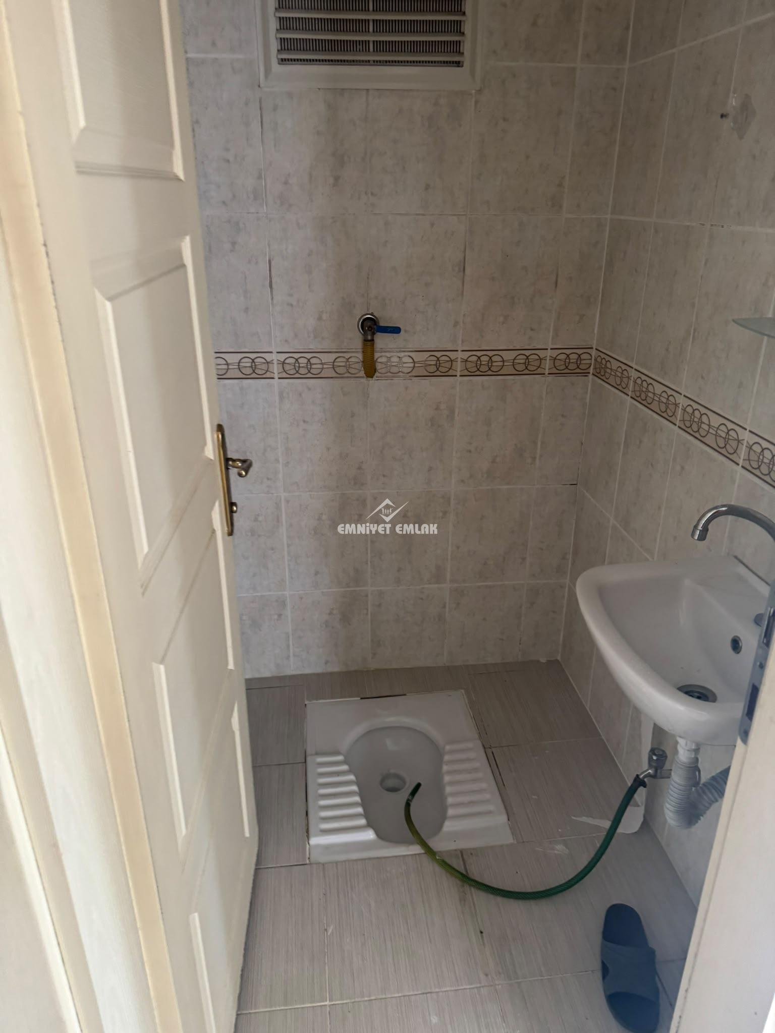 KDZ EREĞLİ KEPEZ MH. DENİZCİLİK FAKÜLTESİNE YAKIN 3+1 KİRALIK DAİRE