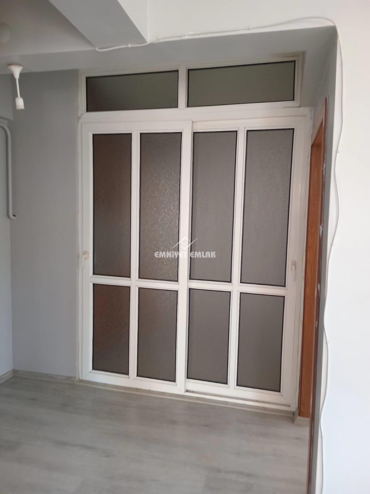 KDZ EREĞLİ ERDEMİR CADDESİNDE 2+1 SATILIK DAİRE