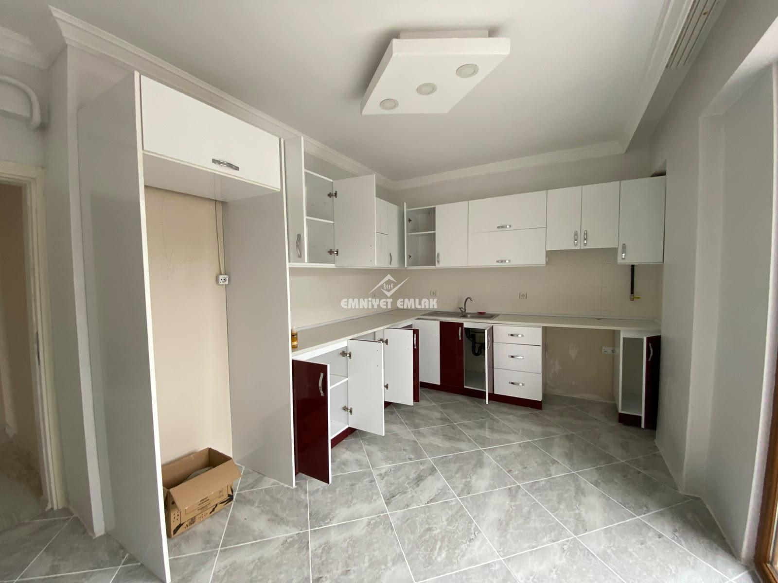 KDZ EREĞLİ SAHİLE 1 DK YÜRÜME MESAFESİNDE 3+1 EBEVEYN BANYOLU KİRALIK DAİRE