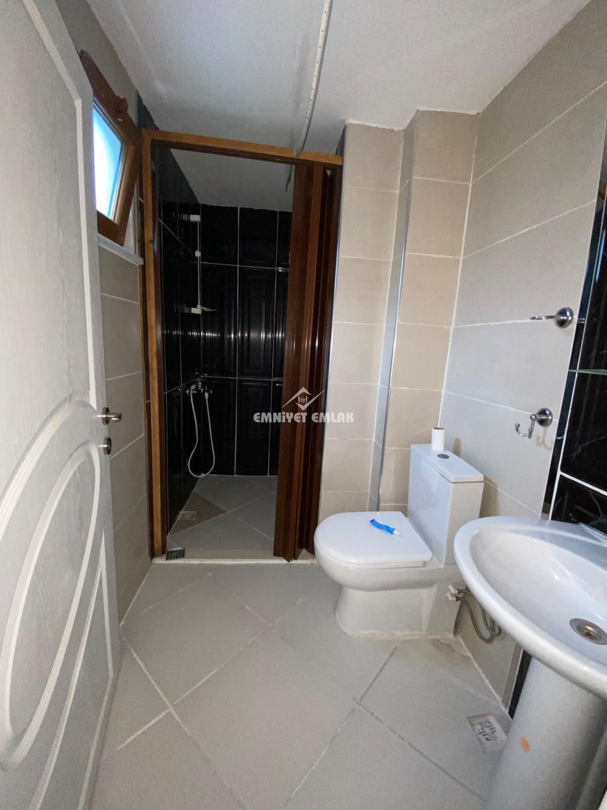KDZ EREĞLİ SAHİLE 1 DK YÜRÜME MESAFESİNDE 3+1 EBEVEYN BANYOLU KİRALIK DAİRE