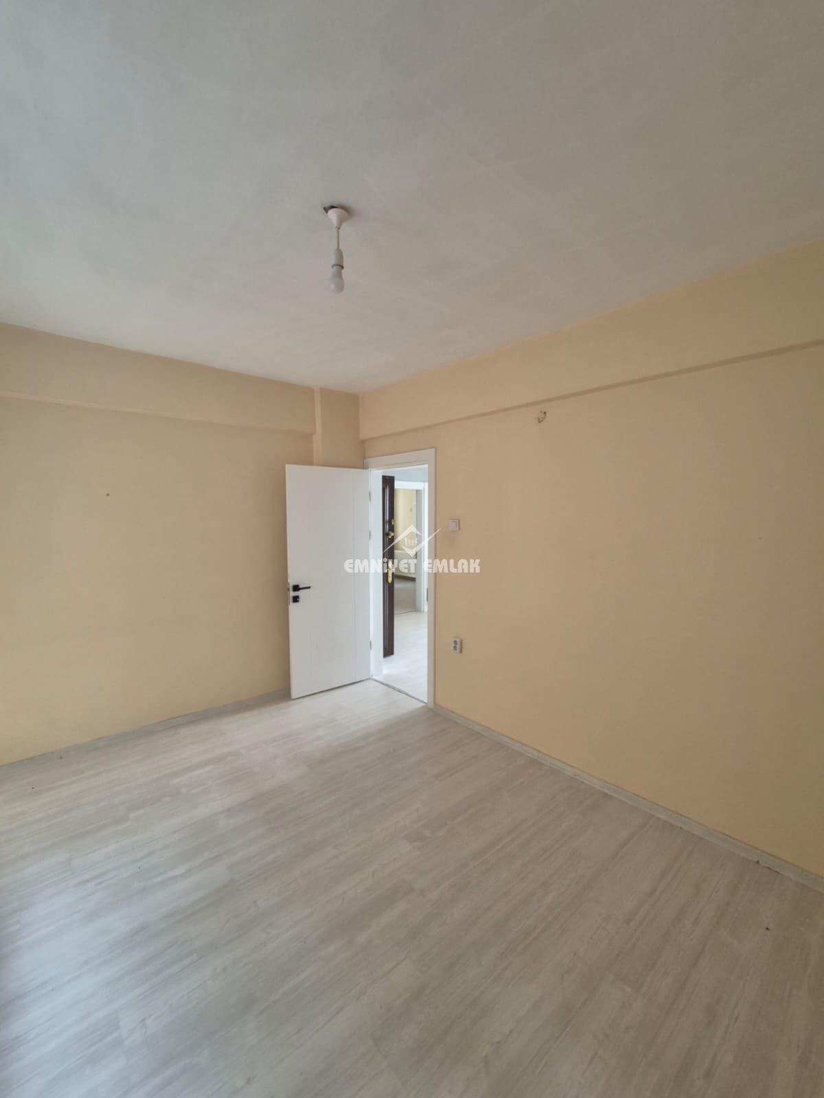 KDZ EREĞLİ ÇARŞI MERKEZDE 3+1 DENİZ MANZARALI KİRALIK DAİRE