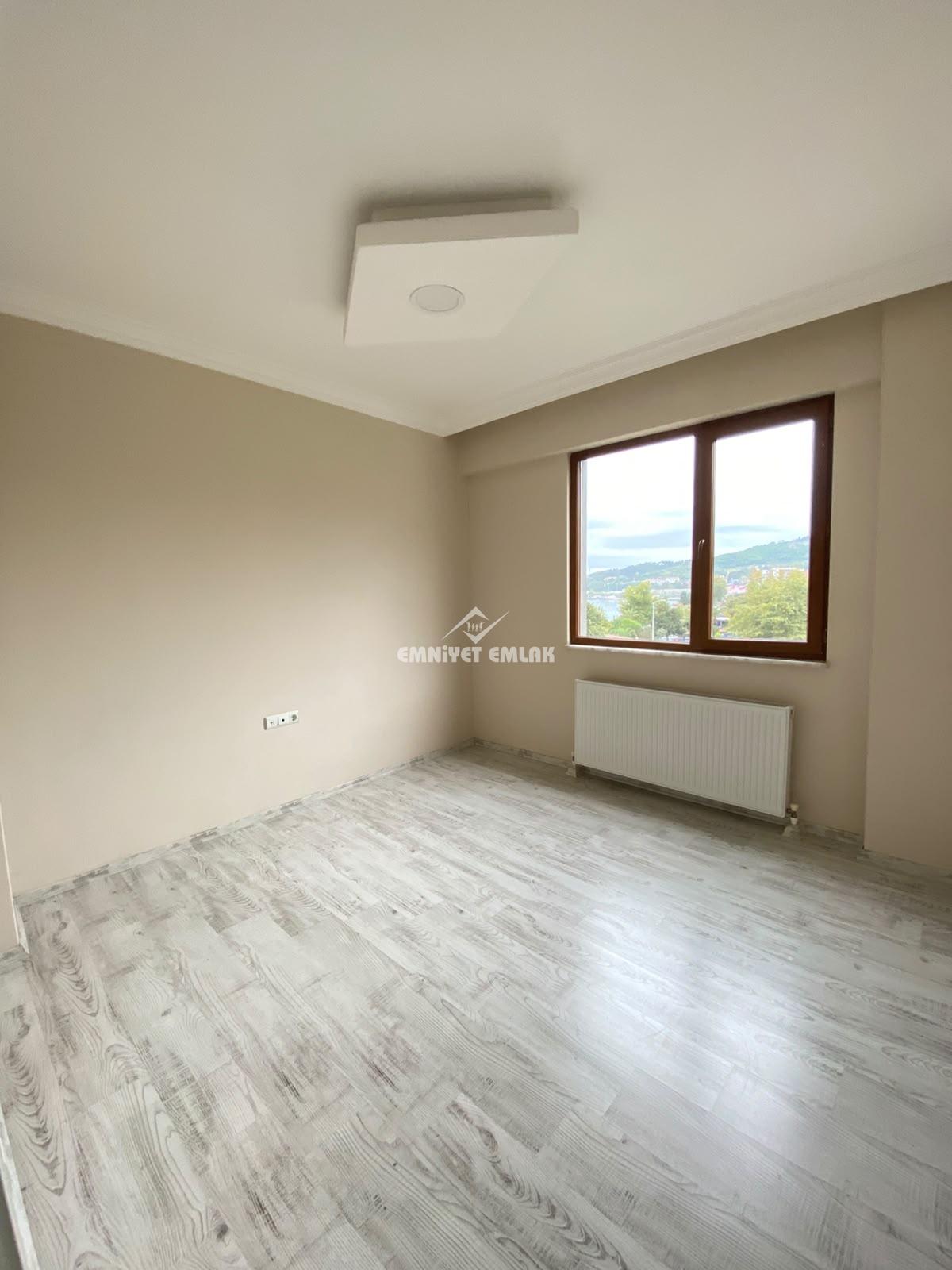 KDZ EREĞLİ SAHİLE 1 DK YÜRÜME MESAFESİNDE 3+1 EBEVEYN BANYOLU KİRALIK DAİRE