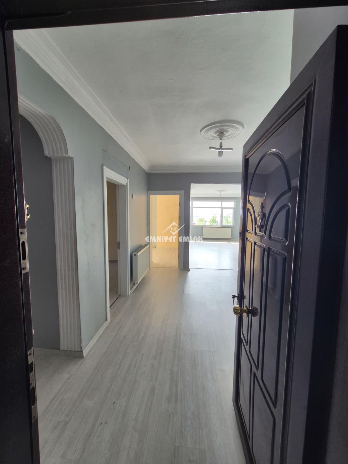 KDZ EREĞLİ ÇARŞI MERKEZDE 3+1 DENİZ MANZARALI KİRALIK DAİRE