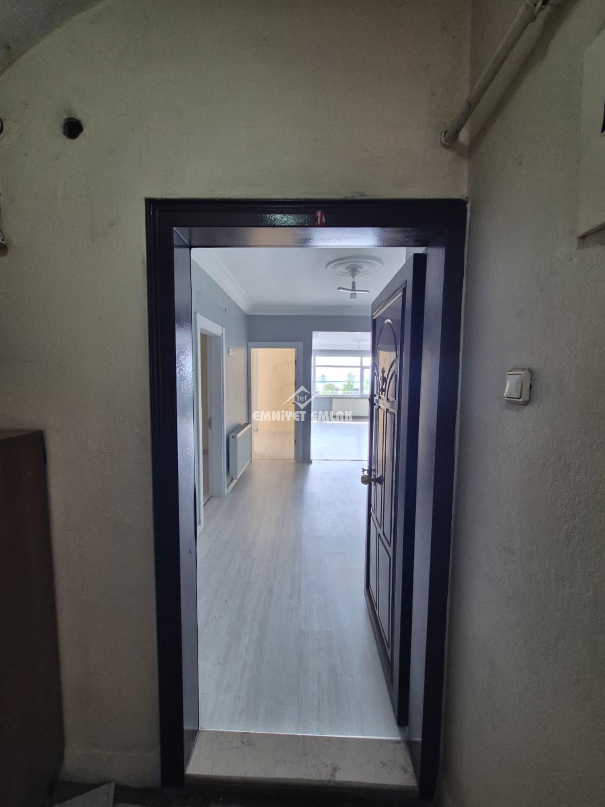KDZ EREĞLİ ÇARŞI MERKEZDE 3+1 DENİZ MANZARALI KİRALIK DAİRE