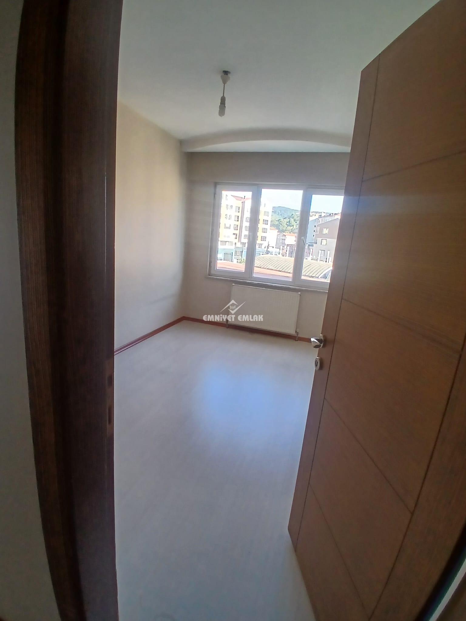 MÜFTÜ MAH. SHELL YANI KİRALIK 3+1