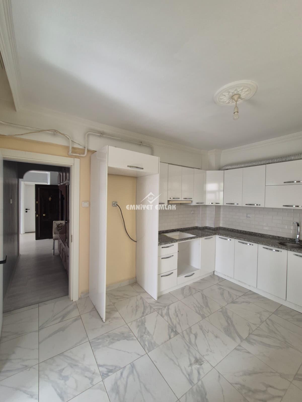 KDZ EREĞLİ ÇARŞI MERKEZDE 3+1 DENİZ MANZARALI KİRALIK DAİRE