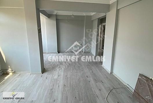 EREĞLİ AKARCA MAH.SALI PAZARI BÖLGESİNDE KİRALIK 3+1 DAİRE