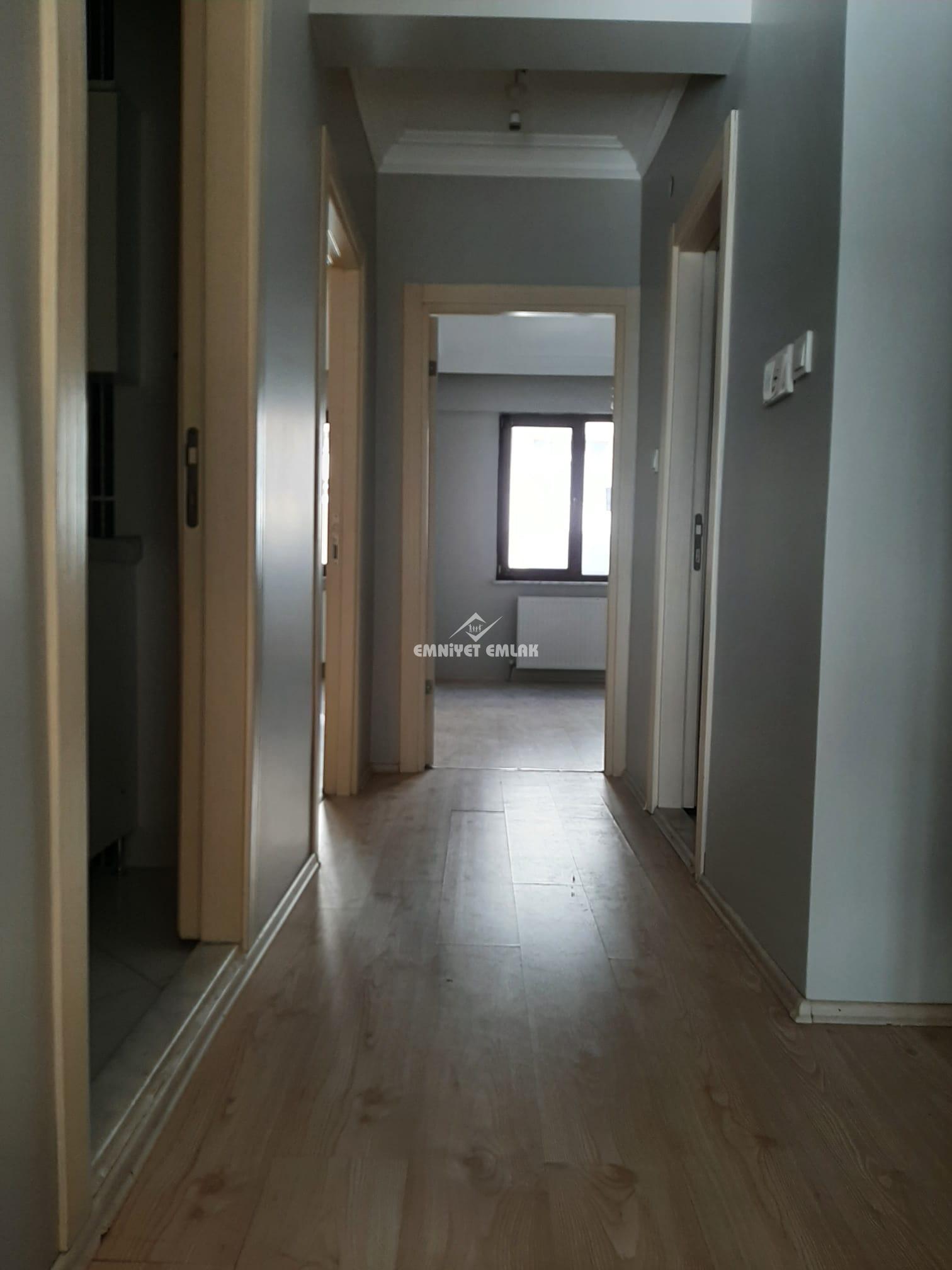 EREYLİN AVM YAKINI ARA KAT KİRALIK 2+1 DAİRE