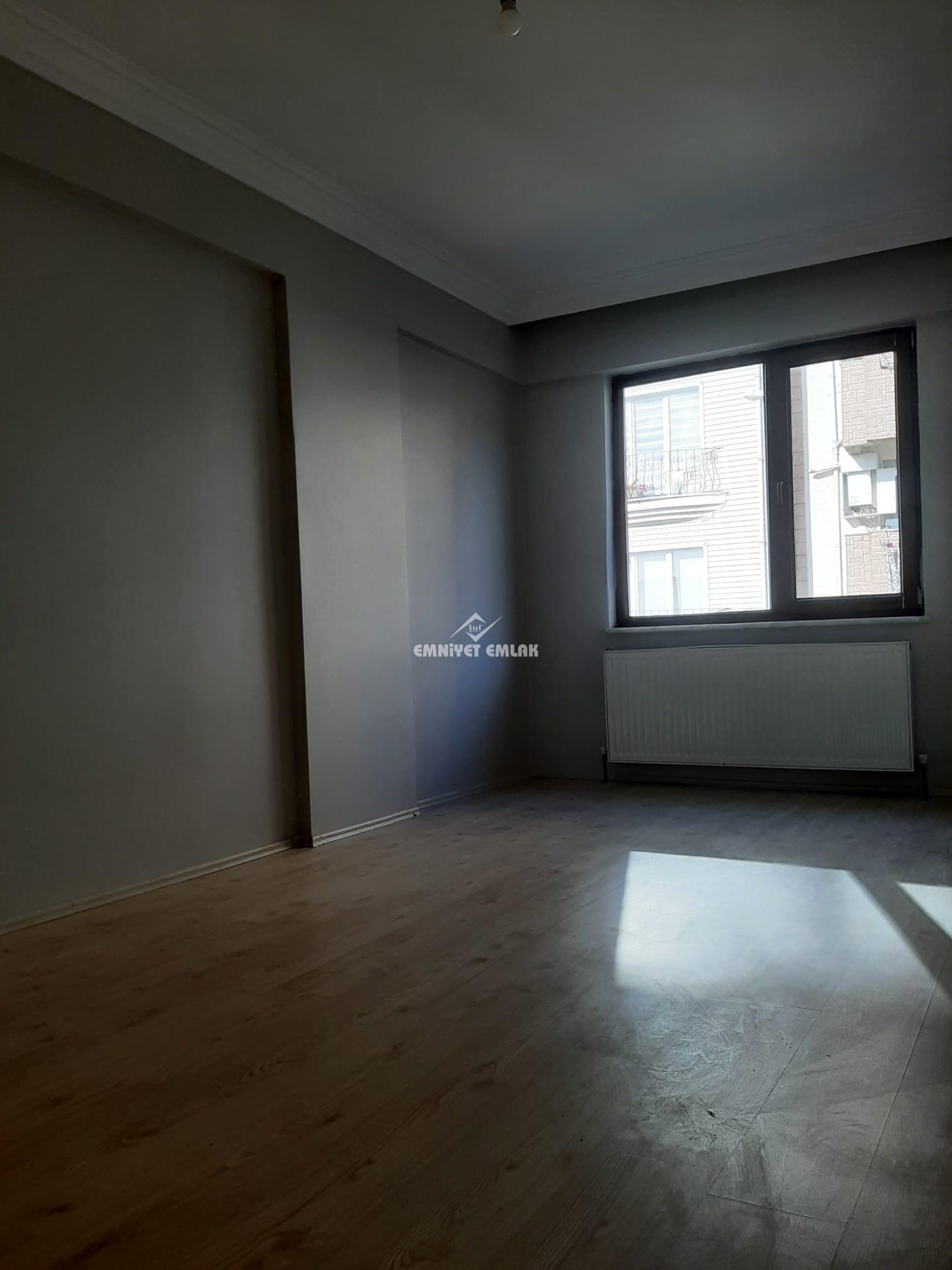 EREYLİN AVM YAKINI ARA KAT KİRALIK 2+1 DAİRE