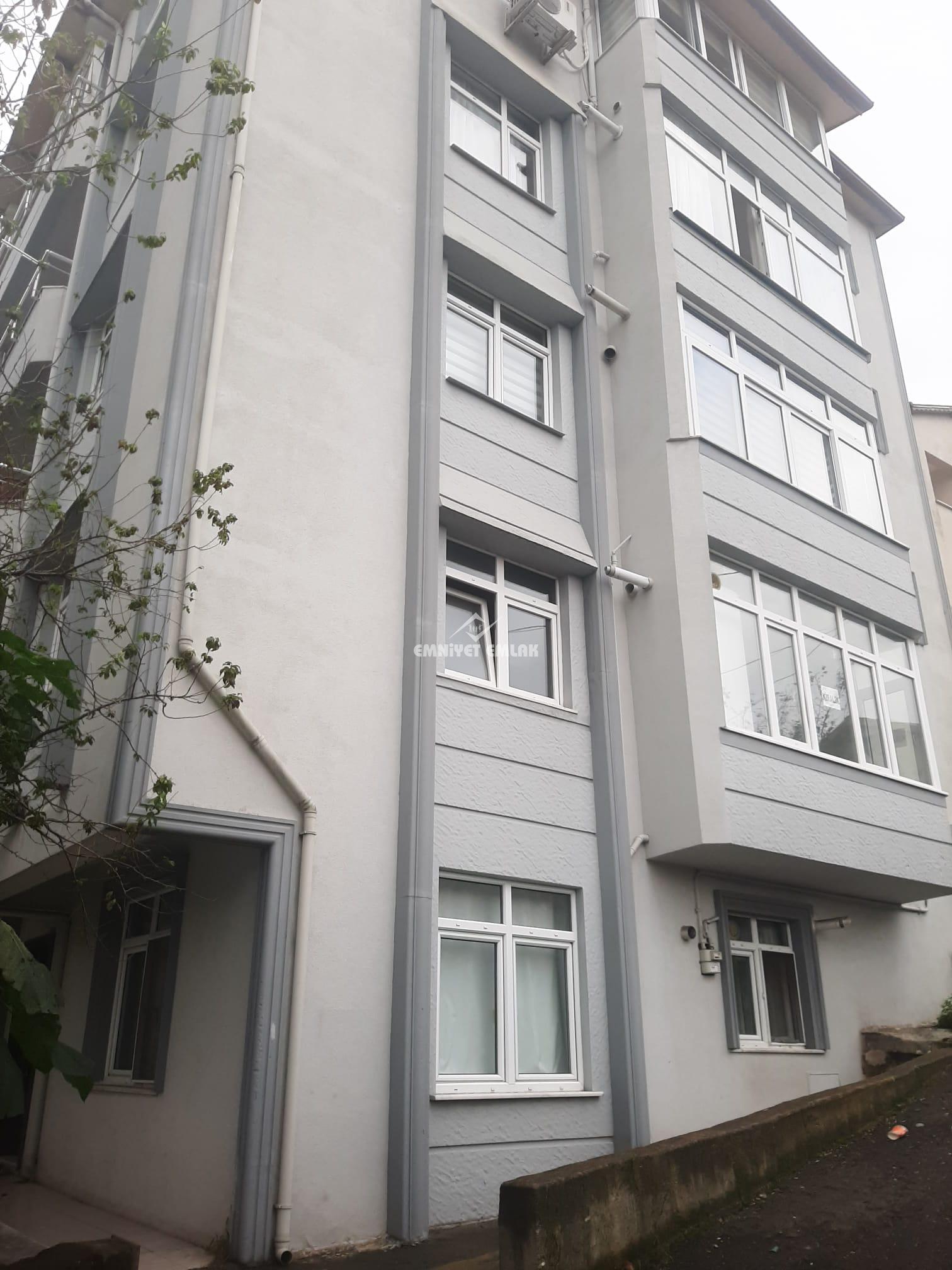 UZUNMEHMET CAMİ YANI KİRALIK 3+1 DAİRE