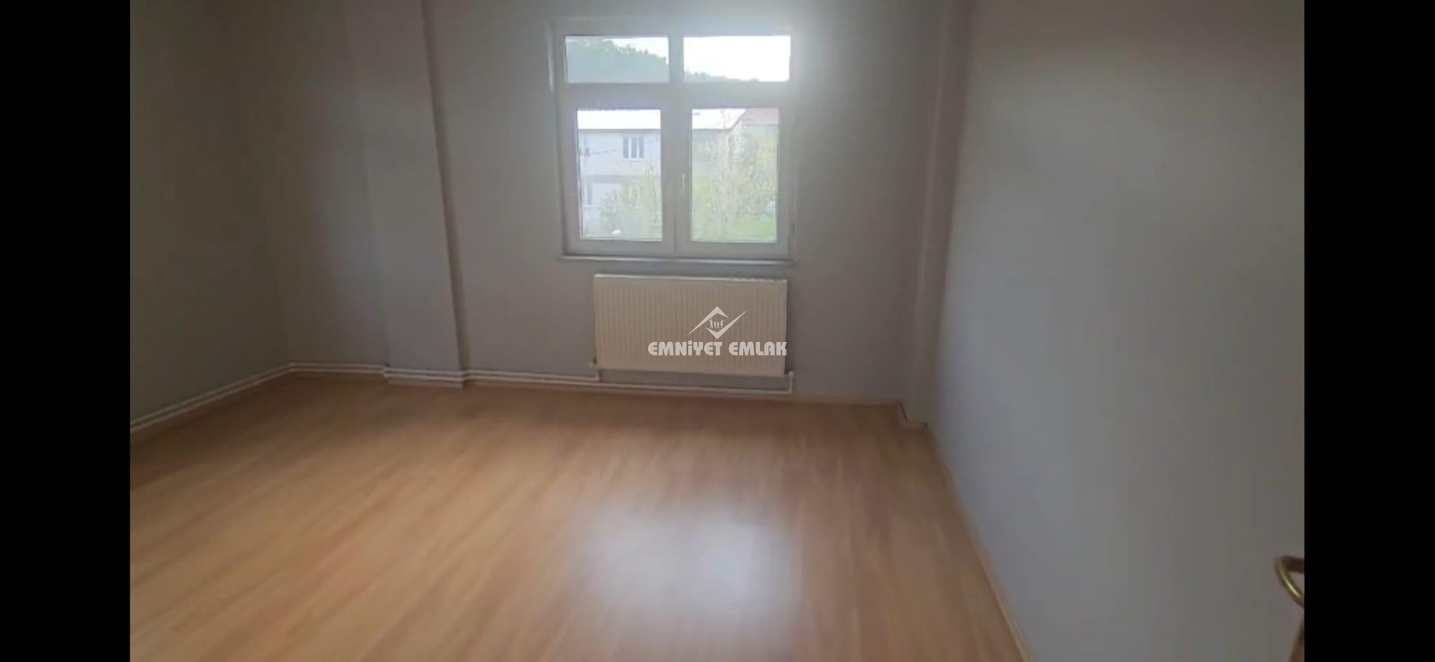 UZUNMEHMET CAMİ YANI KİRALIK 3+1 DAİRE