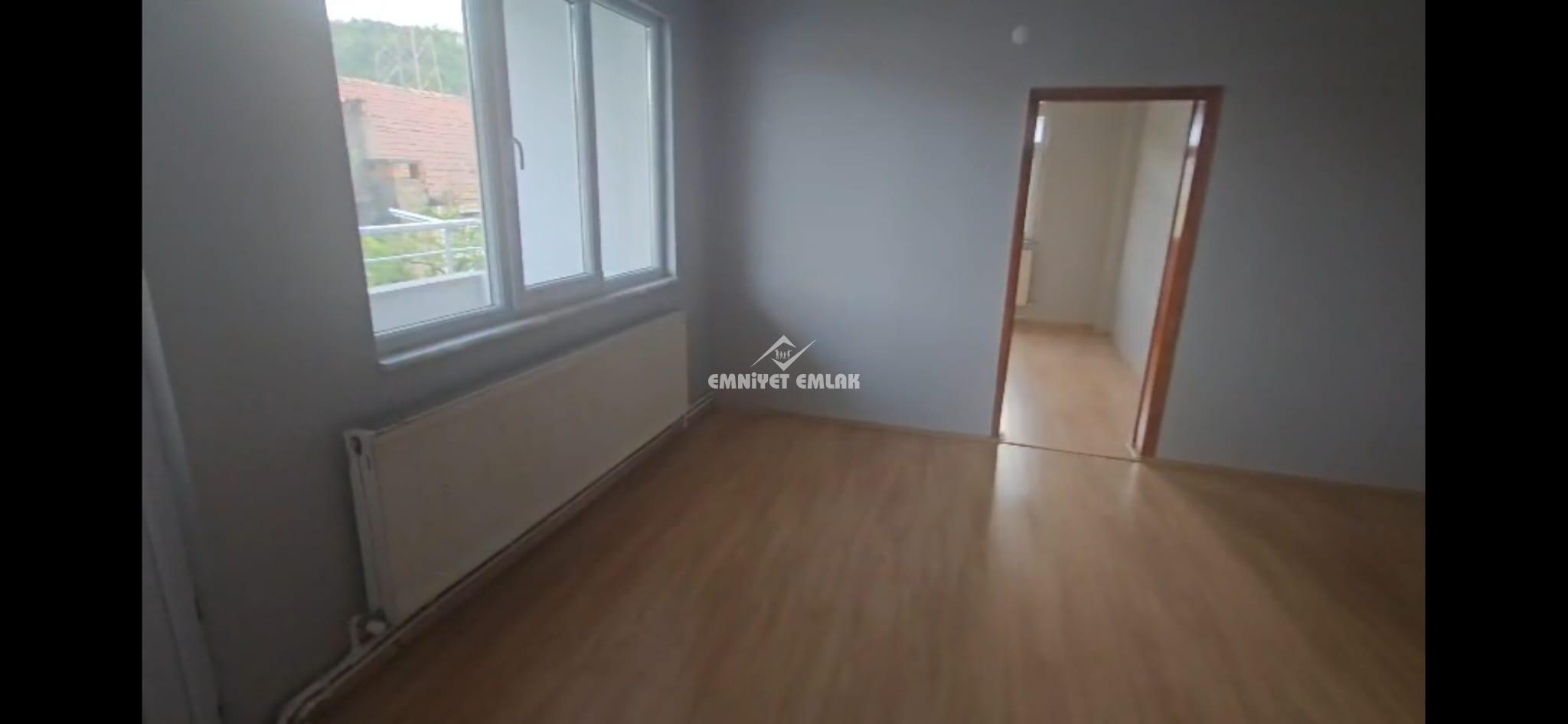 UZUNMEHMET CAMİ YANI KİRALIK 3+1 DAİRE