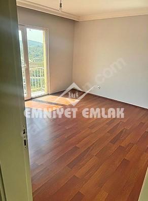 KDZ EREĞLİ ÖMERLİ MH KAYNARCA KONUTLARINDA 3+1 SATILIK FIRSAT DAİRE
